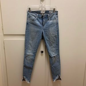 NWOT Frame Le skinny dreams Jeanne distressed